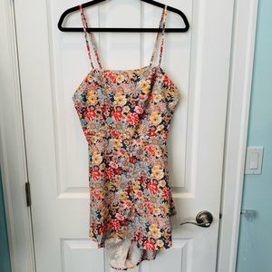 Shein Floral Tan Blue Romper L NWOT